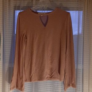 Lighweight sweater